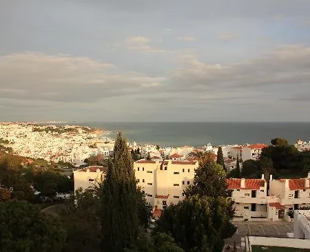 Апартаменты Cosy Little House *